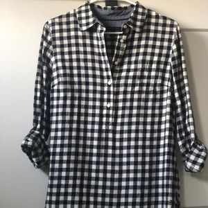 Tommy Hilfiger 1/2 Button Down Shirt